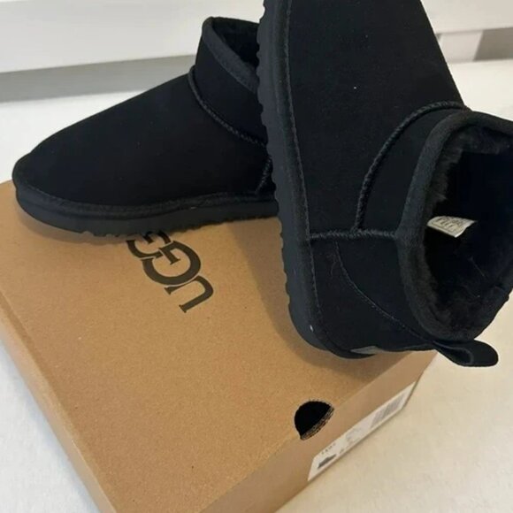 New Ugg mini Snow boots - Picture 5 of 6